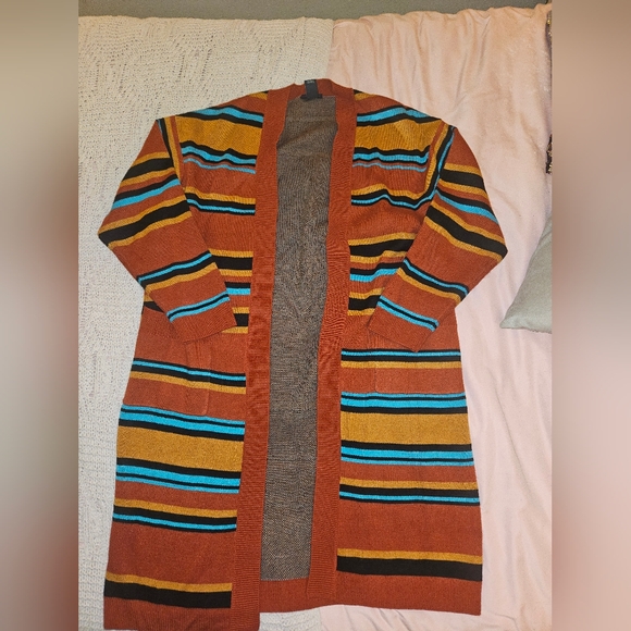 Wrangler Retro Cardigan in Rust with Turquoise and Mustard Accents - Picture 2 of 5